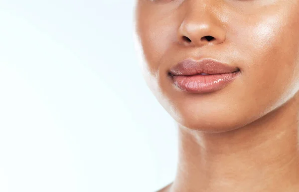 Lábios Tão Deliciosos Estúdio Tiro Uma Jovem Mulher Irreconhecível Posando — Fotografia de Stock