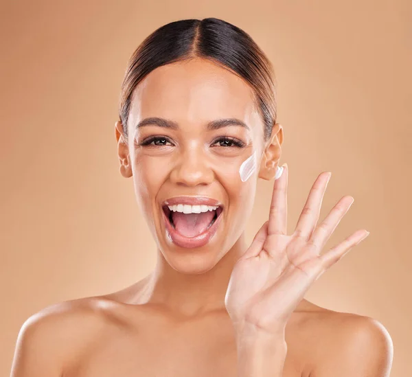 Mulher Creme Cuidados Com Pele Animado Retrato Beleza Bem Estar — Fotografia de Stock