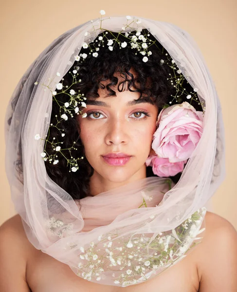 Véu Flores Retrato Mulher Para Beleza Cosméticos Maquiagem Para Bem — Fotografia de Stock