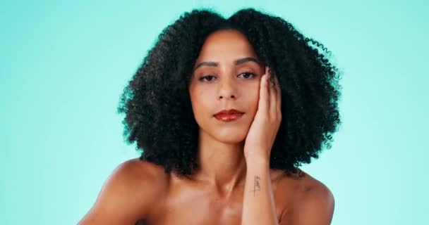 Skincare Facial Rosto Uma Mulher Negra Com Beleza Bem Estar — Vídeo de Stock