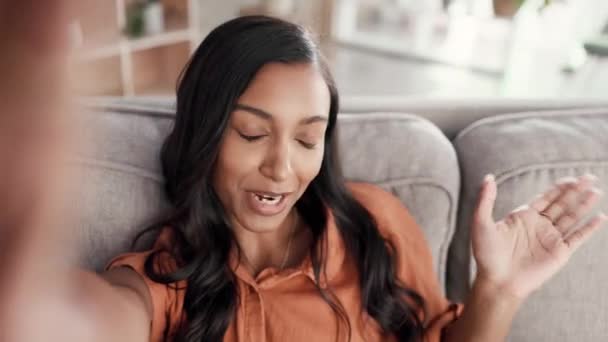Woman Phone Call Video Selfie Influencer Living Room Sofa Talking — Stock Video