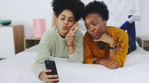 Selfie Kamar Tidur Teman Perempuan Dan Rumah Wifi Dengan Orang — Stok Video