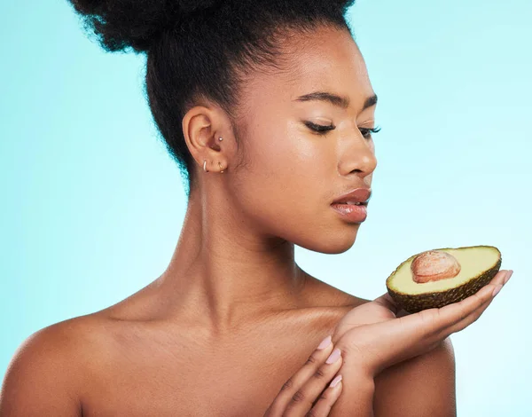 Avocado Vrouw Schoonheid Van Een Jong Model Met Huidverzorging Fruit — Stockfoto