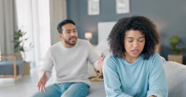 Rozvod Facka Naštvaný Pár Bojovat Důsledku Podvádění Násilných Konfliktů Manželských — Stock video