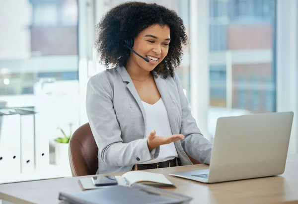 Szczęśliwa Kobieta Laptop Lub Rozmowy Call Center Obsługa Klienta Lub — Zdjęcie stockowe