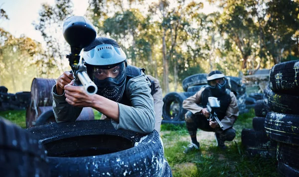 Team Paintball Banden Voor Dekking Verstoppen Bescherming Tijdens Het Afvuren — Stockfoto