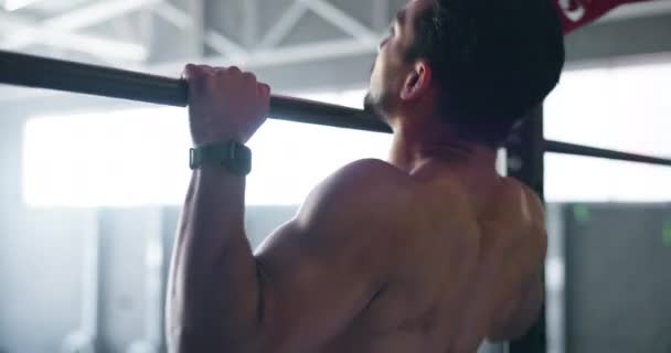 Hochziehen Fitness Und Krafttraining Fitnessstudio Für Körperziel Motivation Und Workout — Stockvideo