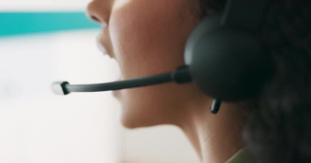 Call Центр Обслуживание Клиентов Гарнитура Женщиной Консультантом Говорящей Офисе Продаж — стоковое видео