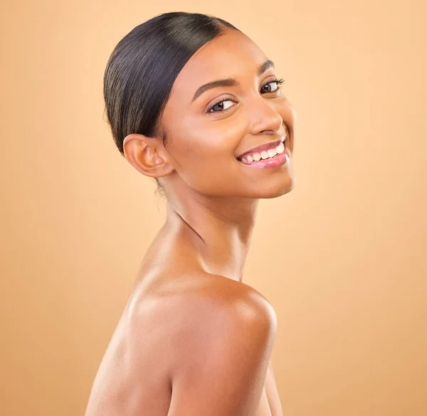 Face Beleza Sorriso Retrato Mulher Estúdio Para Cuidados Com Pele — Fotografia de Stock