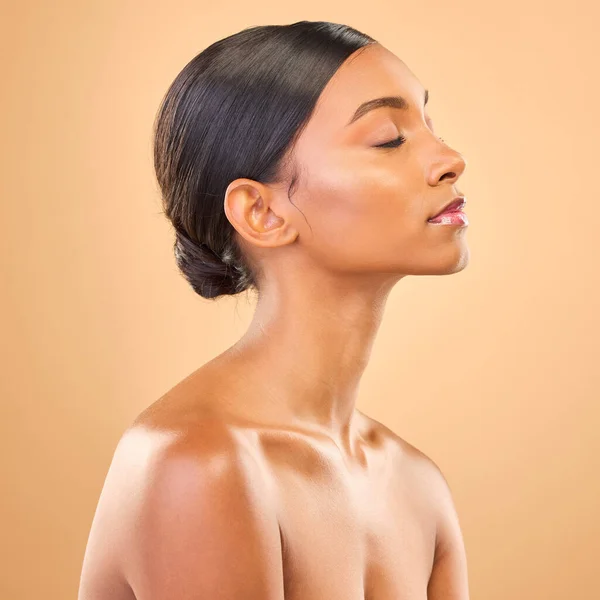 Krása Profil Tvář Ženy Studiu Pro Péči Pleť Kosmetiku Dermatologii — Stock fotografie