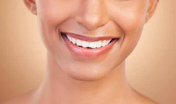 Femme Sourire Avec Les Dents Dentaire Avec Beauté Les Soins — Photo
