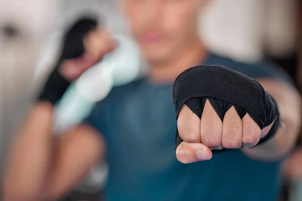 Hombre Puño Boxeo Fitness Artes Marciales Gimnasio Ejercicio Poder Persona —  Fotos de Stock