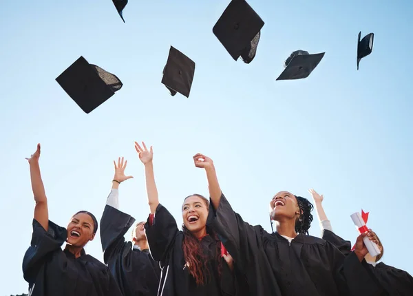 Gorra Graduación Estudiante Posgrado Feliz Una Ceremonia Diploma Éxito Educación —  Fotos de Stock