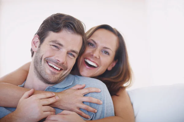 Äktenskapet Behöver Inte Vara Tråkigt Ett Kärleksfullt Och Lyckligt Ungt — Stockfoto