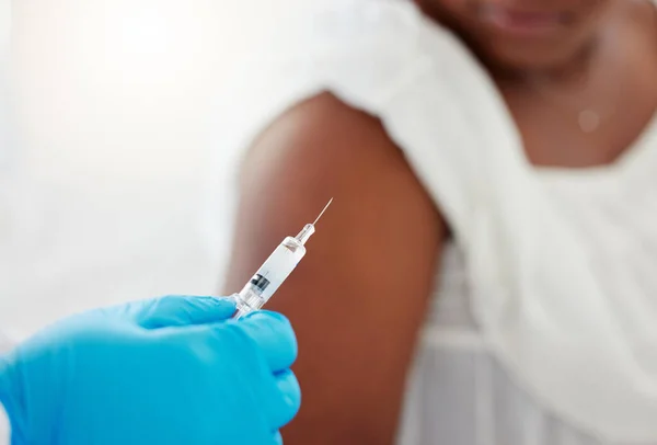 Vacunación Manual Covid Paciente Con Médico Hospital Para Una Inyección —  Fotos de Stock