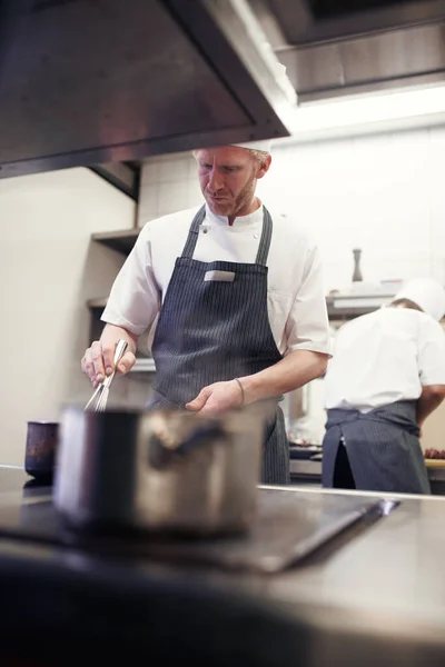 Dinner Served Shortly Chefs Preparing Meal Service Professional Kitchen — Stock Photo, Image