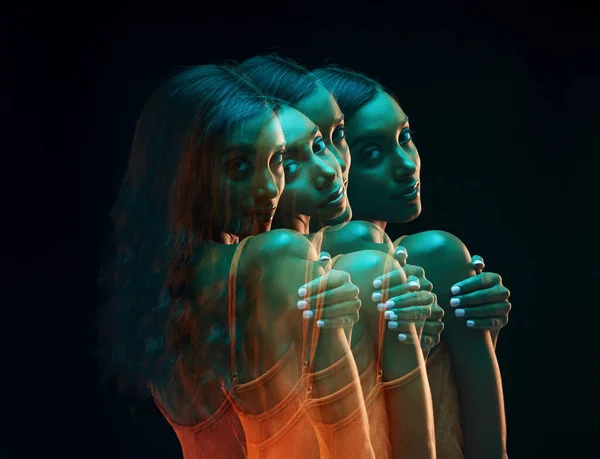 Groen Licht Mode Portret Vrouw Dubbele Belichting Met Schoonheid Kunst — Stockfoto
