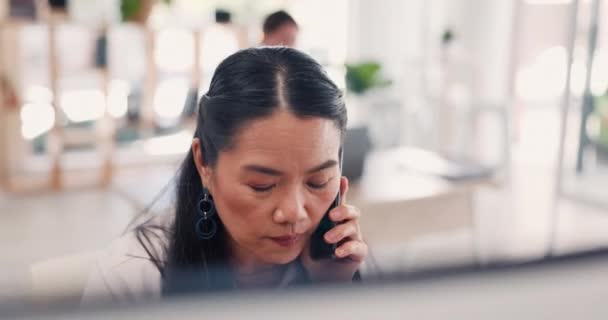 Business Telefonate Und Asiatische Frauenplanung Konversation Und Kommunikation Arbeitsplatz Japanerin — Stockvideo