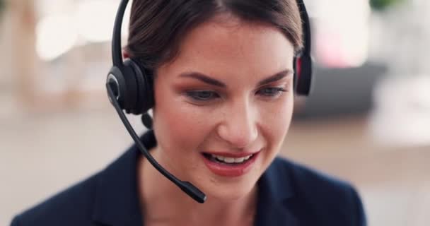 Mulher Call Center Face Com Fones Ouvido Consultoria Computador Atendimento — Vídeo de Stock