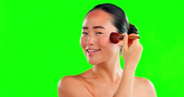 Make Schoonheid Gezicht Van Aziatische Vrouw Met Borstel Groen Scherm — Stockvideo