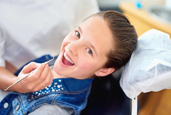 Cavities Worries Portrait Young Girl Have Checkup Dentist — Stock Photo, Image
