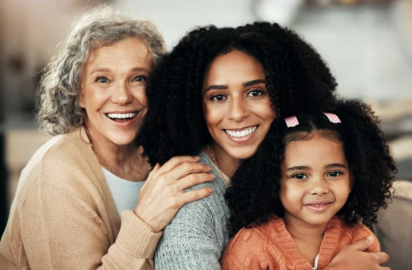 Crianças Mãe Avó Com Retrato Uma Família Negra Unindo Sua — Fotografia de Stock
