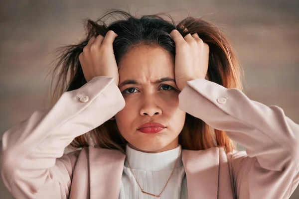 Retrato Estrés Mujer Oficina Con Ansiedad Problema Problema Salud Mental — Foto de Stock