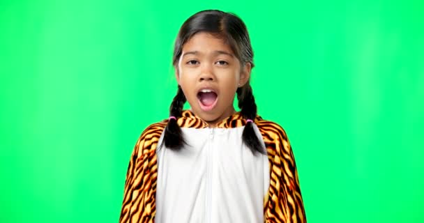 Tired Sleepy Face Child Yawning Green Screen Isolated Studio Background — Stock Video