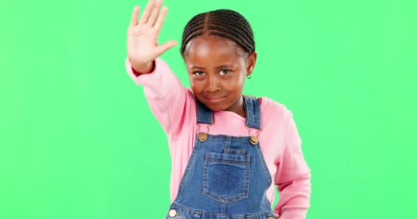 Stop Zielony Ekran Dziecko Gniewnym Gestem Ręki Dla Autorytetu Izolowane — Wideo stockowe