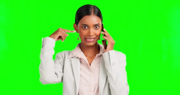 Τηλέφωνο Τρελό Και Χειροκρότημα Μια Γυναίκα Φόντο Πράσινης Οθόνης Στο — Αρχείο Βίντεο