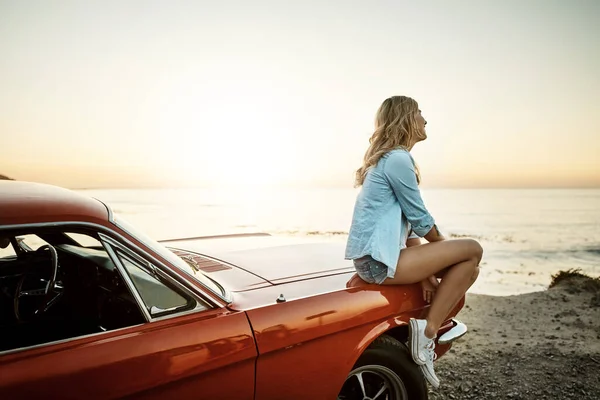 Just Chilled Vibes Young Woman Enjoying Road Trip Coast — Stock Photo, Image