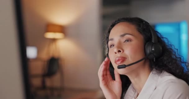 Mulher Call Center Dor Cabeça Noite Cansado Atendimento Cliente Suporte — Vídeo de Stock