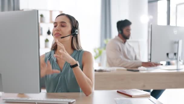 Üzletasszony Call Center Tanácsadás Számítógépen Ügyfélszolgálat Telemarketing Vagy Támogatás Irodában — Stock videók