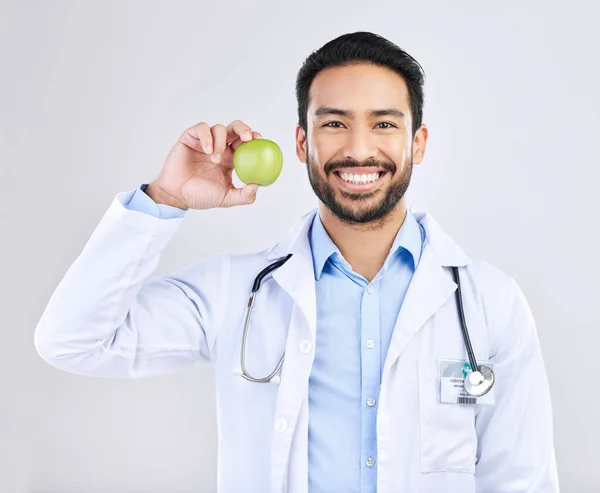 Arzt Mann Und Apfel Porträt Mit Lächeln Gesundheits Und Ernährungsberater — Stockfoto