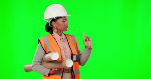 建筑师女性 通过绿色屏幕指向和工作室 以模拟 失败或不同意的姿态为背景 带反馈的小企业形象中的女工程师 建筑或不良服务评论 — 图库视频影像