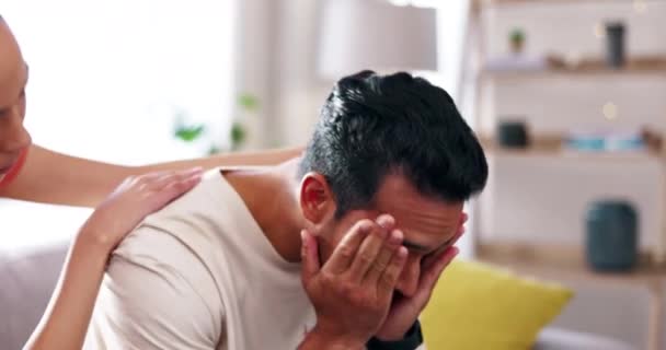 Ondersteuning Verdriet Koppel Bank Comfort Mentale Problemen Huis Hulp Slecht — Stockvideo