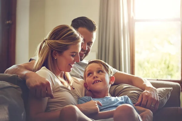 Importante Fazer Tempo Qualidade Para Família Uma Família Três Pessoas — Fotografia de Stock
