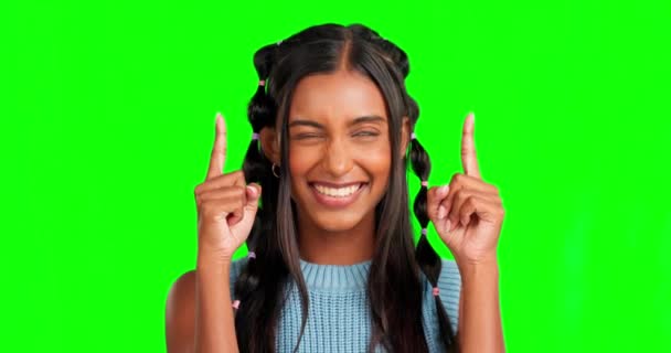 Obličej Zelené Obrazovky Vzrušená Šťastná Žena Ukazující Komerční Propagaci Reklamní — Stock video