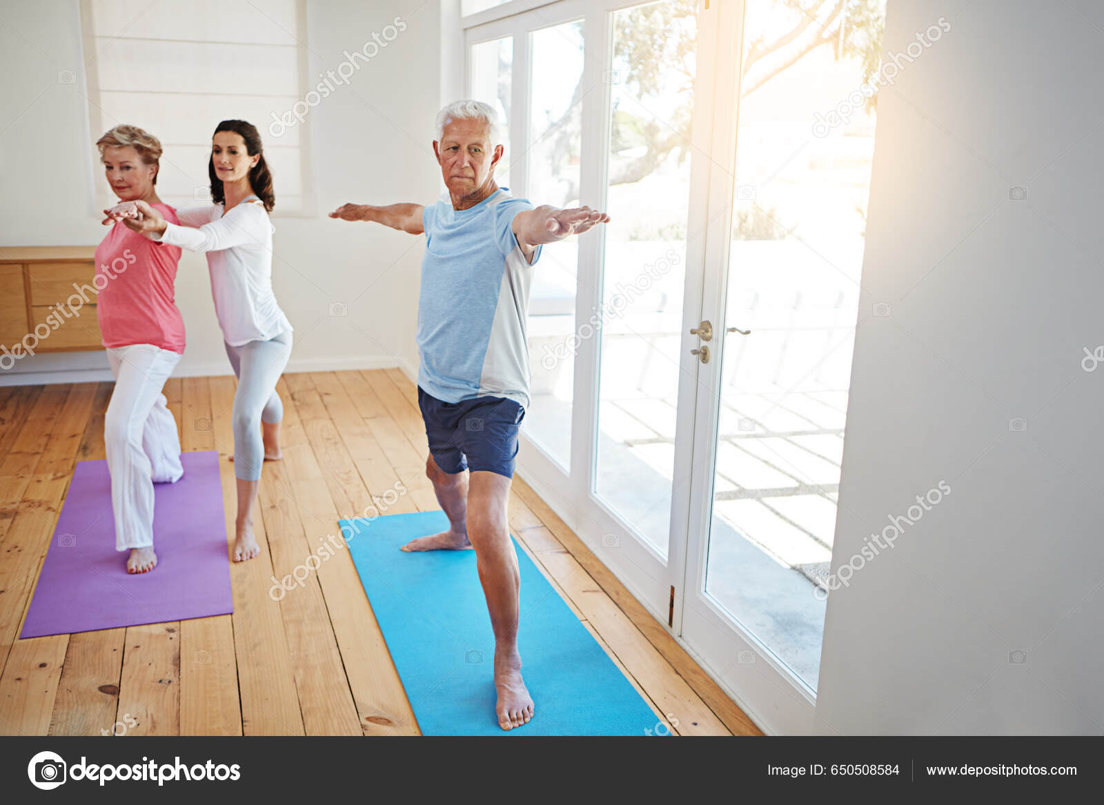Youve Gotta Look Your Health Full Length Shot Female Yoga Stock Photo by  ©PeopleImages.com 650508584