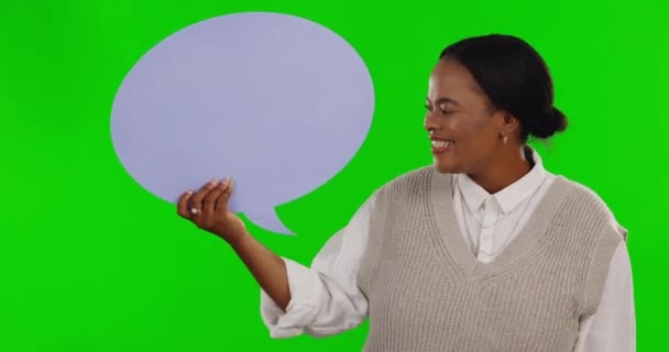 Schwarze Frau Lächeln Und Sprechblase Grüne Leinwand Mit Social Media — Stockvideo