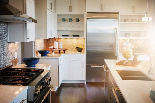 Tady Všechno Spojuje Záchranný Záběr Kuchyňský Kout Moderním Domě — Stock fotografie
