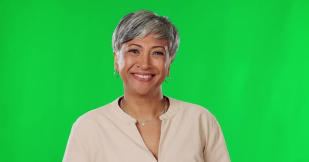 Щасливі Посміхайтеся Смійтеся Жінкою Зеленому Екрані Природну Впевненість Гордість Смішні — стокове відео