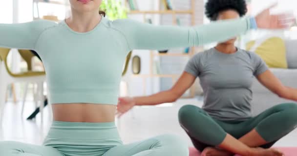 Jóga Ženy Přátelé Namaste Meditace Domácím Obývacím Pokoji Pro Bdělost — Stock video