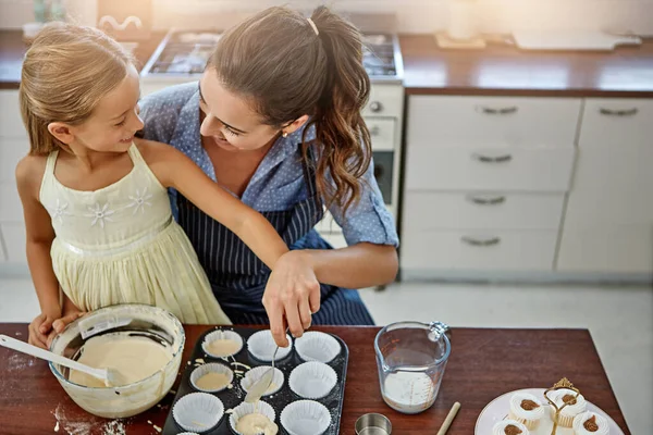 Maken Beste Cupcakes Ooit Een Moeder Haar Dochter Bakken Keuken — Stockfoto