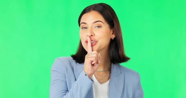 Зелений Екран Таємне Підморгнуте Обличчя Щасливої Жінки Приватність Палець Губах — стокове фото