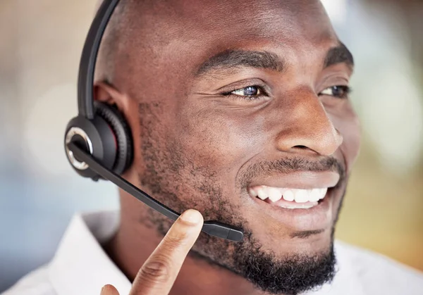 Call Center Hombre Negro Cara Hablando Oficina Servicio Cliente Consultoría —  Fotos de Stock