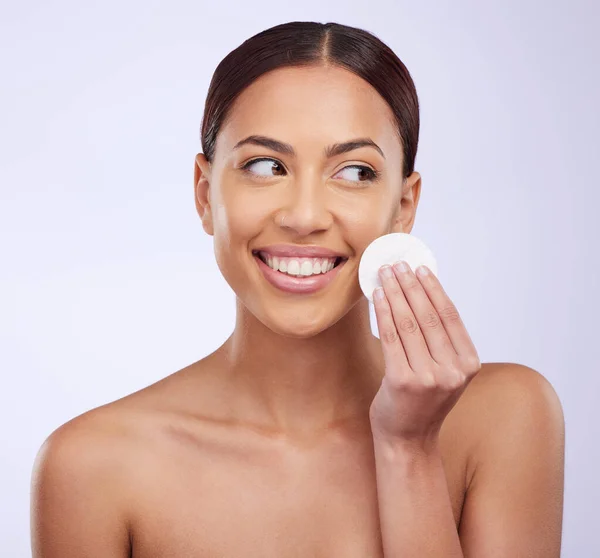 Smile Beauty Cotton Pad Woman Studio Grey Background Natural Treatment — Φωτογραφία Αρχείου