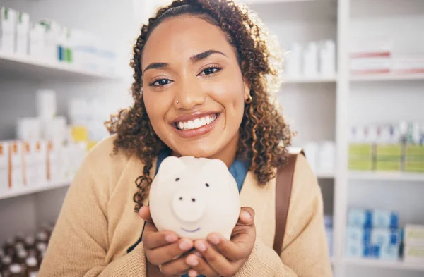 Pharmacy Piggy Bank Portrait Woman Money Financial Savings Payment Medical — Stock Photo, Image