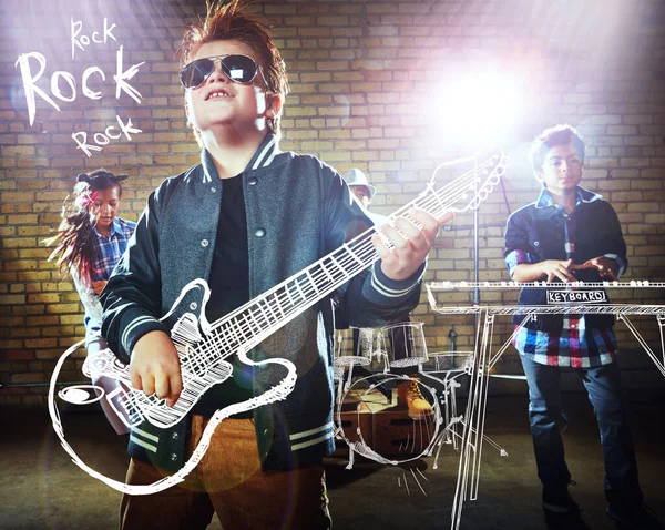 Žít Svůj Sen Děti Hrající Rockovou Hudbu Imaginární Nástroje — Stock fotografie