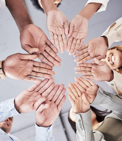 Ruce Kruh Společně Nízkém Úhlu Pro Podnikatele Týmovou Prací Motivací — Stock fotografie
